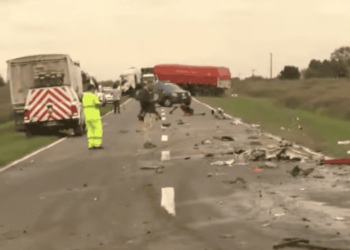 Tragedia en la ruta: el choque de dos camiones de frente terminó con una persona fallecida