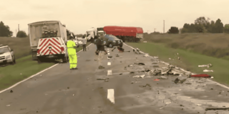 Tragedia en la ruta: el choque de dos camiones de frente terminó con una persona fallecida