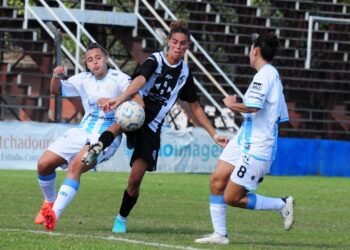 Femenino: Las chicas de Atlético no pudieron con El Porvenir en el debut