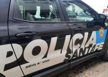 Denunció que llevó alianzas a una joyería céntrica y no se las devolvieron