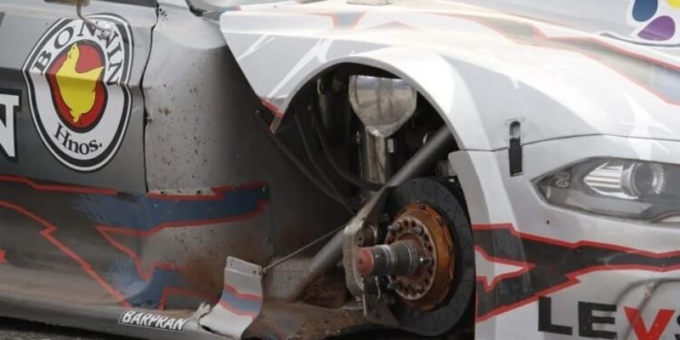 Marcha atrás de la CAF en la durísima sanción contra Rodrigo Lugón y su equipo.