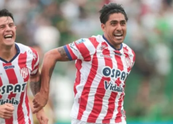 Unión se juega todo en Liniers ante un Vélez que va por la cima