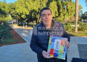 La pasión mundialista se vive en Rafaela: organizan una juntada para intercambiar figuritas del mundial