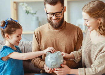 Epigenética financiera: cómo los traumas económicos familiares influyen en las decisiones actuales