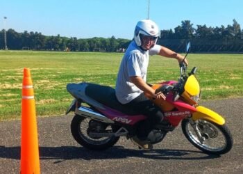 Seguridad Vial: la Provincia implementa un nuevo examen práctico para obtener la licencia de conducir motos