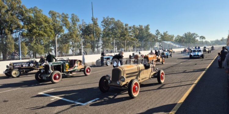 En el autódromo se vive el cierre del Gran Premio de Baquets