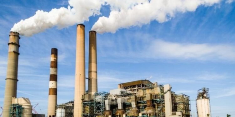 Industria: la producción registró una suba interanual del 5% en marzo