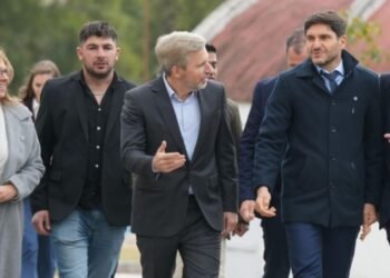 Pullaro reivindicó la regionalización como “el camino para mostrarle al país un modelo de desarrollo y producción”