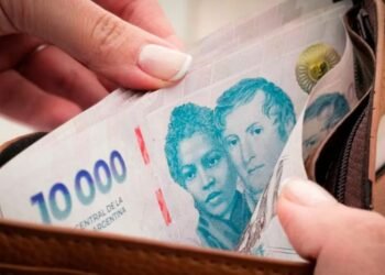 Jubilados y pensionados cobrarán con aumento, bono y aguinaldo en junio