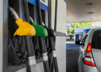 La demanda de combustibles sigue en retroceso y preocupa al sector energético
