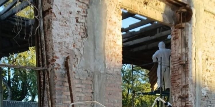 Más avances en Ripamonti: culminó el pilotaje y retiraron la cubierta