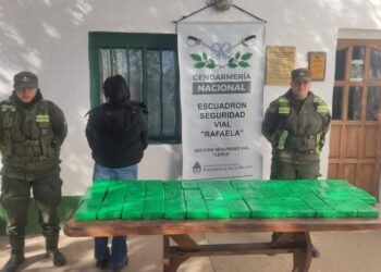 No solo fue a comprar ropa a bolivia, sino que traía algo más, y con un «sello» conocido