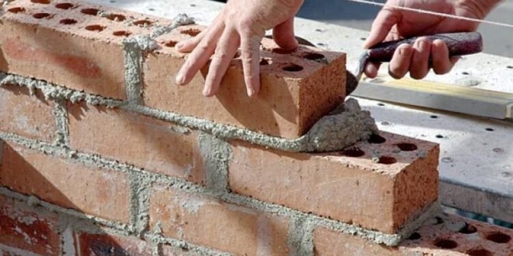 Capacitación en albañilería en Rafaela: dictarán un curso gratuito con inserción laboral