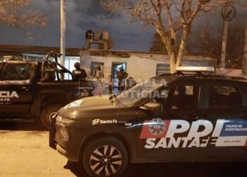 La PDI allanó una vivienda en barrio Jardín y detuvo a dos personas: secuestraron celulares, drogas y dinero