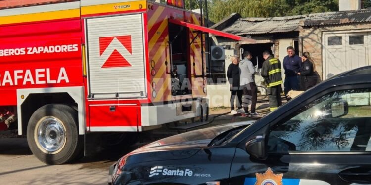 Conmoción en barrio Güemes por un incendio que destruyó una vivienda