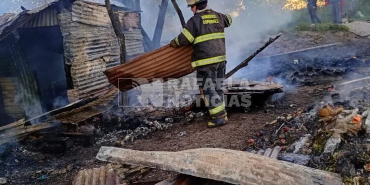 Rafaela: un incendio destruyó por completo una vivienda precaria en el asentamiento este
