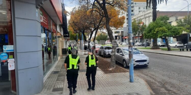Exclusivo: llegaron 28 policías a Rafaela y ya recorren la ciudad