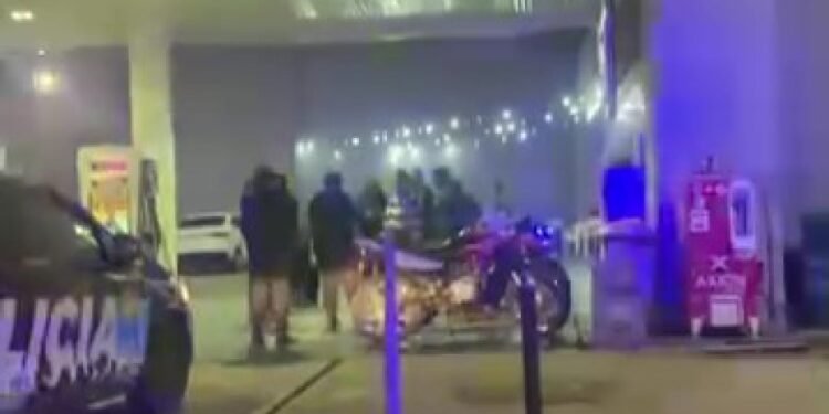 Rafaela: intentaron robar celulares en pleno centro y terminaron detenidos en una estación de servicio