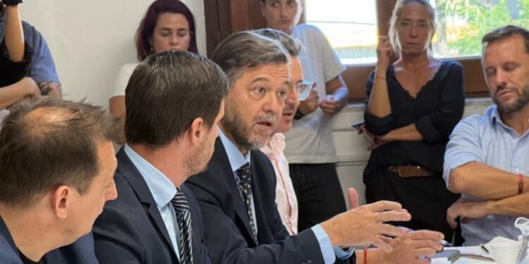 La Municipalidad de Santa Fe pidió respaldo legislativo para avanzar contra los cuidacoches violentos