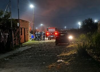 Revisaba los residuos en un sector de la capital provincial y descubrió una bolsa con un contenido macabro