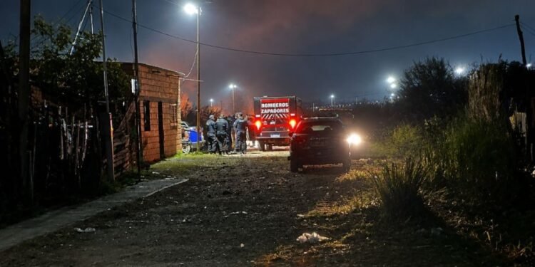 Revisaba los residuos en un sector de la capital provincial y descubrió una bolsa con un contenido macabro