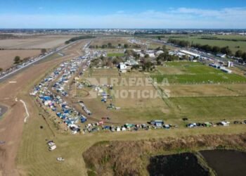 Impactante multitud en el autódromo: se esperan más de 30 mil personas el domingo