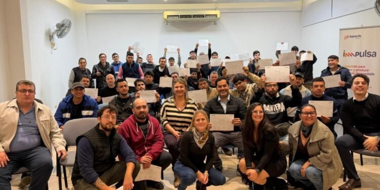 Reconquista: más de 50 santafesinos se graduaron en oficios a través del programa Impulsa