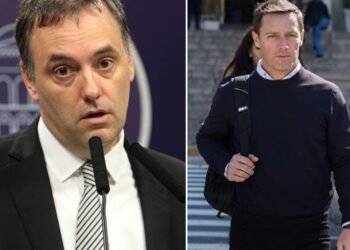 «Te voy a dar todo»: el audio oculto de Manuel Adorni a su contratista por una cifra millonaria en negro
