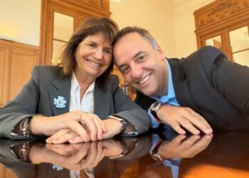 El acuerdo de última hora en el Senado que cambió los planes del Gobierno y complica el futuro de Manuel Adorni