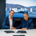 YPF avanzó en un acuerdo con Tesla para negociar terminales de carga para vehículos autónomos