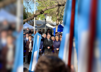 El senador Alcides Calvo participó de los actos por el Día de la Bandera