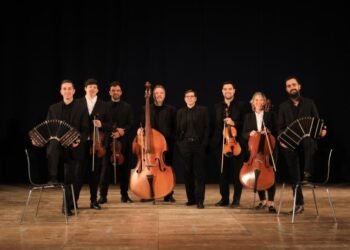 Milonga en el Metro junto a la Orquesta Municipal de Tango