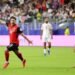 El próximo rival de Argentina en el Mundial sumó de a tres en un debut electrizante y con polémica de VAR