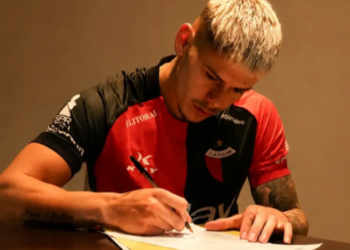 Colón oficializó la llegada de Franco García
