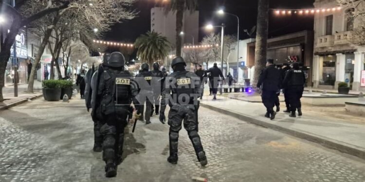 Salvo una «rencilla entre mujeres», no hubo incidentes durante los festejos en el centro de Rafaela