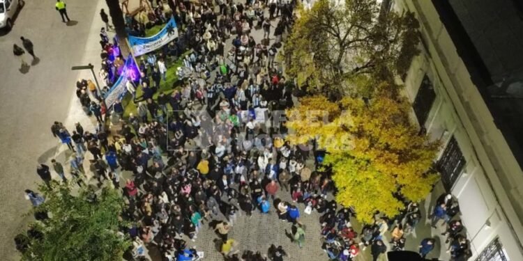 Presupuesto 2027: El Gobierno busca incluir cambios a las leyes de discapacidad y universidades