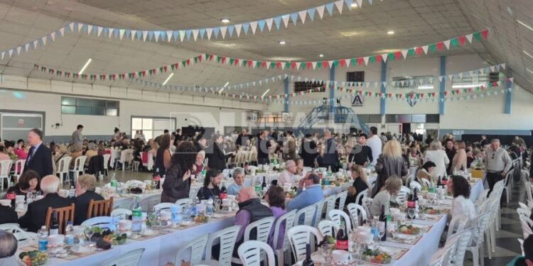 Fiesta de la Bagna Cauda en Humberto Primo: más de 900 personas en una edición con tarjetas agotadas