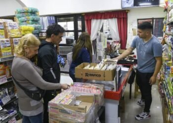 Las ventas minoristas pyme crecieron 0,9% interanual en junio