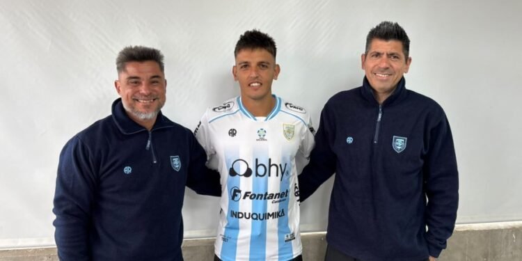 Atlético anunció la incorporación de Juan Ignacio Cavallaro