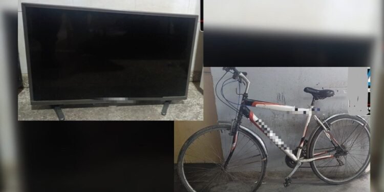 Escapaba en bicicleta con un televisor robado y fue detenido