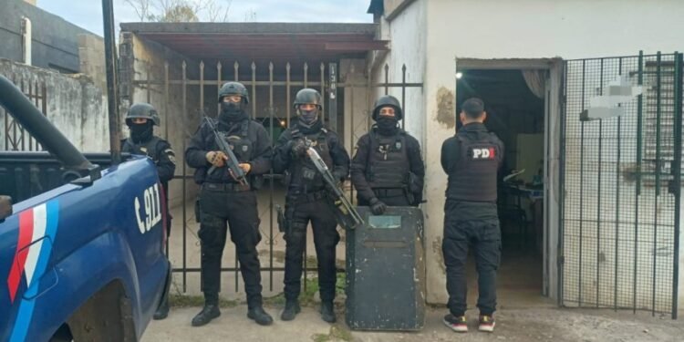 Allanamiento por microtráfico en Frontera: dos detenidos y secuestro de cocaína
