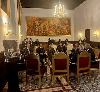 El presidente Javier Milei en Lima junto a líderes de la región