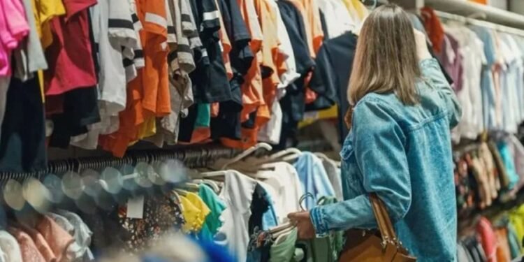 Las ventas minoristas pyme cayeron 3,8% interanual en julio y acumulan una baja del 2,7% en el año