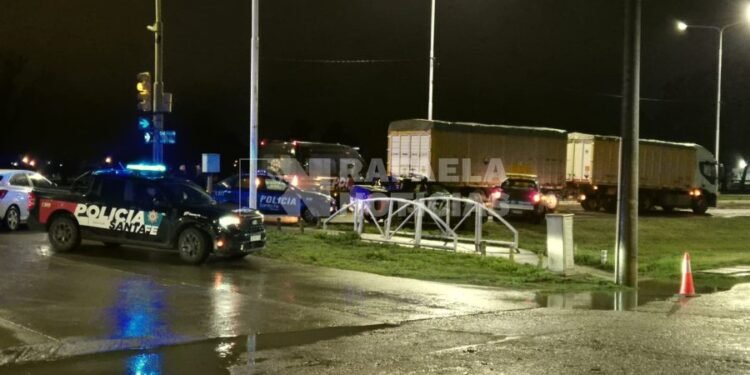 Tragedia en el tramo urbano de la Ruta 34: falleció una persona al caer bajo las ruedas de un camión