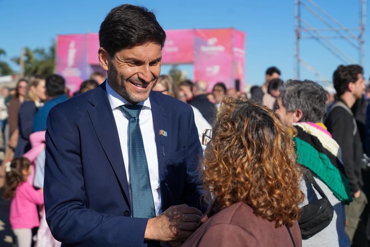 Pullaro inauguró la Villa Suramericana de la ciudad de Santa Fe: 346 viviendas que, tras los Juegos, serán para familias santafesinas