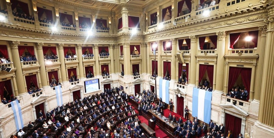 El Congreso deberá debatir la ley de presupuesto. Reuters