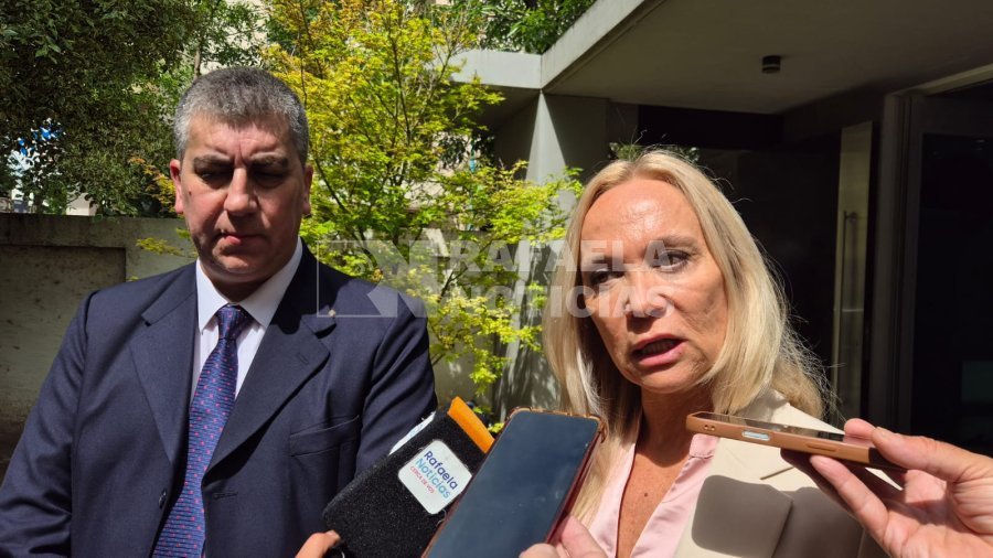 Vranicich y Vottero en conferencia de prensa.