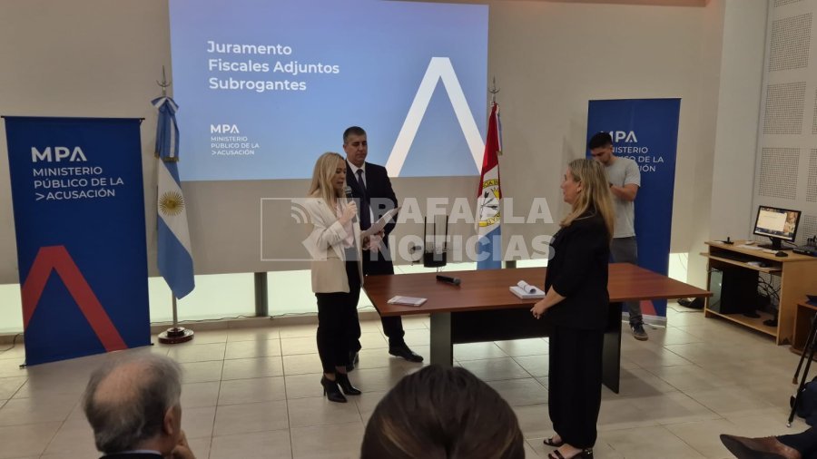 Vranicich tomó juramento a los nuevos fiscales.