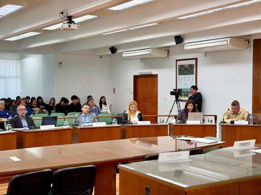 Con la participación de estudiantes, se llevó adelante una nueva sesión en el Concejo